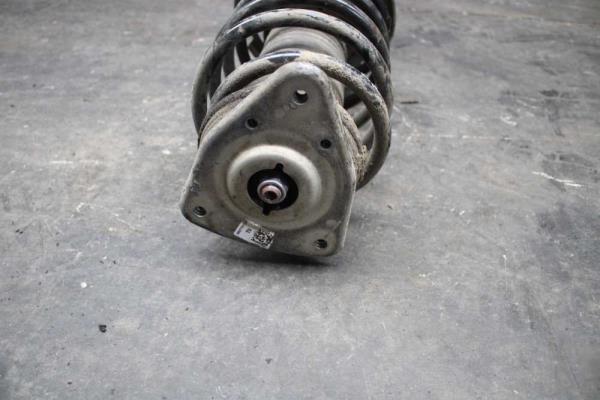 AMORTISSEUR AVANT PEUGEOT 308 2013-2021 - Vue 2